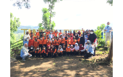 Berkunjung ke Tangkil Clif